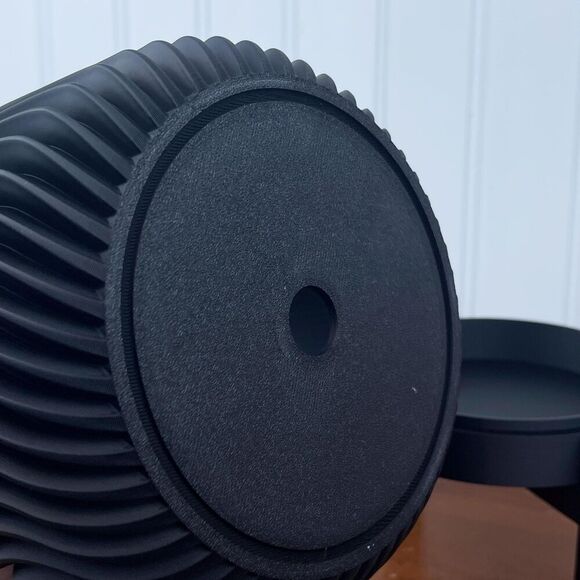 Vilex Indoor Planter Pot, Planter w/ Drainage Hole and Drip Tray - Picture 5 of 9